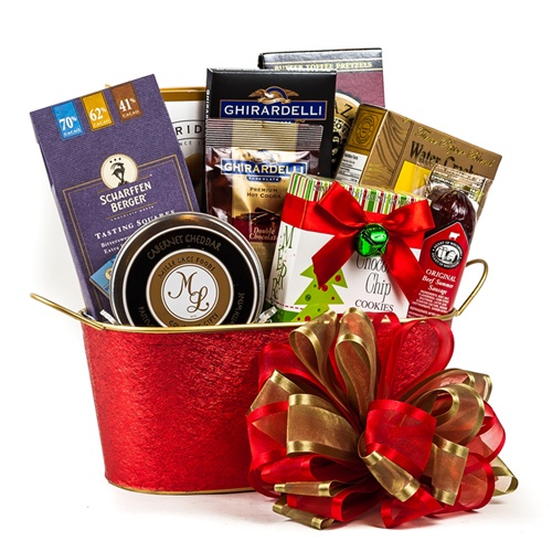 Holiday Treat Gift Basket