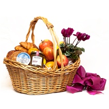 Deluxe Bakery Basket