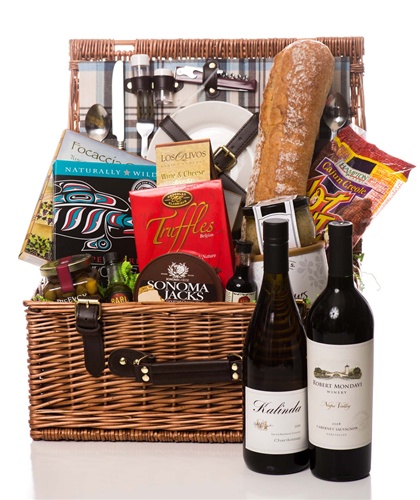 Wine Country Duet Picnic in the Park Gift Basket